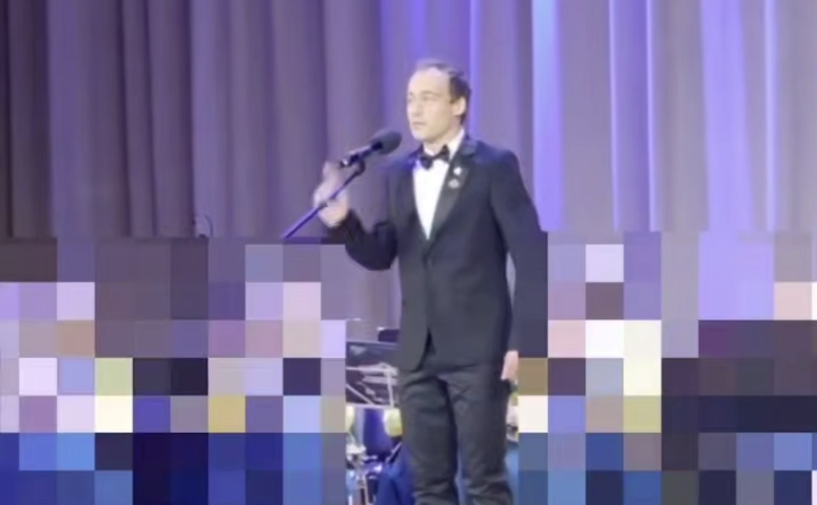 «Милости хочу, а не жертвы»: актёр выступил в храме Христа Спасителя в поддержку политзаключенных, в том числе за антивоенную позицию