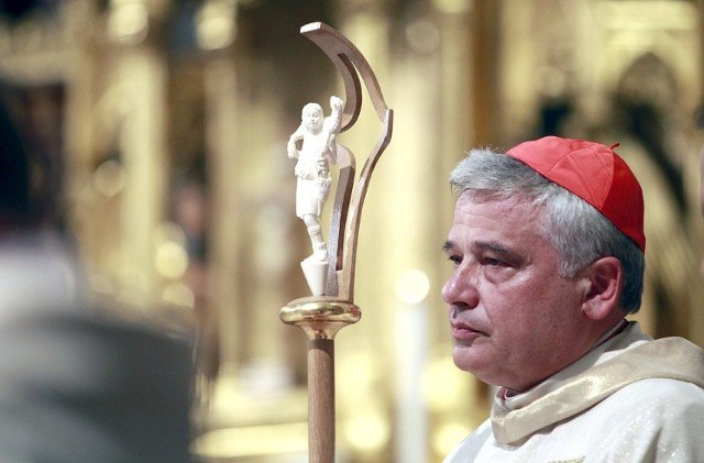 Зеленский наградил ватиканского кардинала и двух итальянских священников