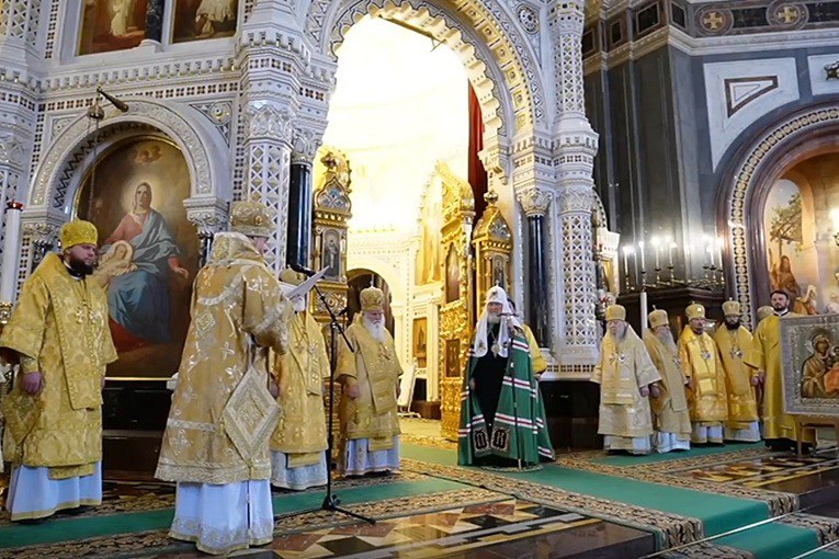 Синод РПЦ: Патриарх Кирилл указывает путь к миру