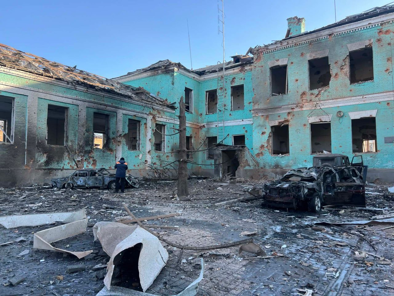 Главный раввин Украины: российский удар уничтожил мемориал жертвам Холокоста в Сумской области