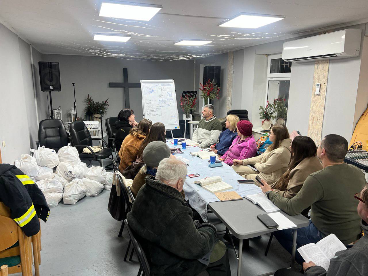 Баптисты из осаждённого Покровска смогли открыть церковь для переселенцев — уже на Волыни