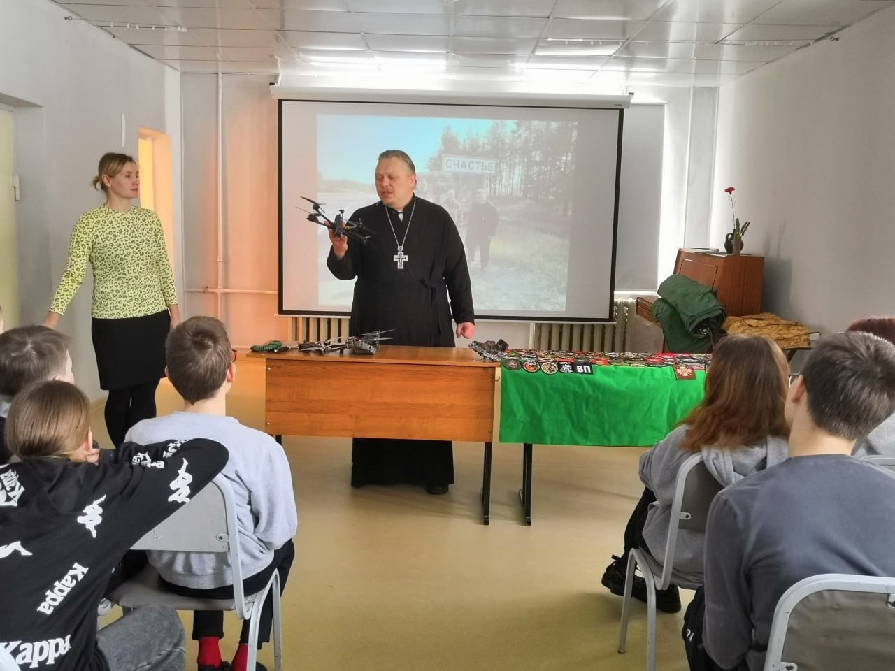 В России священник РПЦ рассказал школьникам о военных командировках и о «подвигах» оккупантов