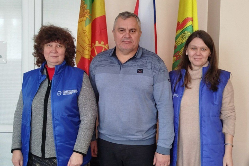 “Гуманитарная миссия” РПЦ: В захваченном Россией Токмаке остались почти одни старики