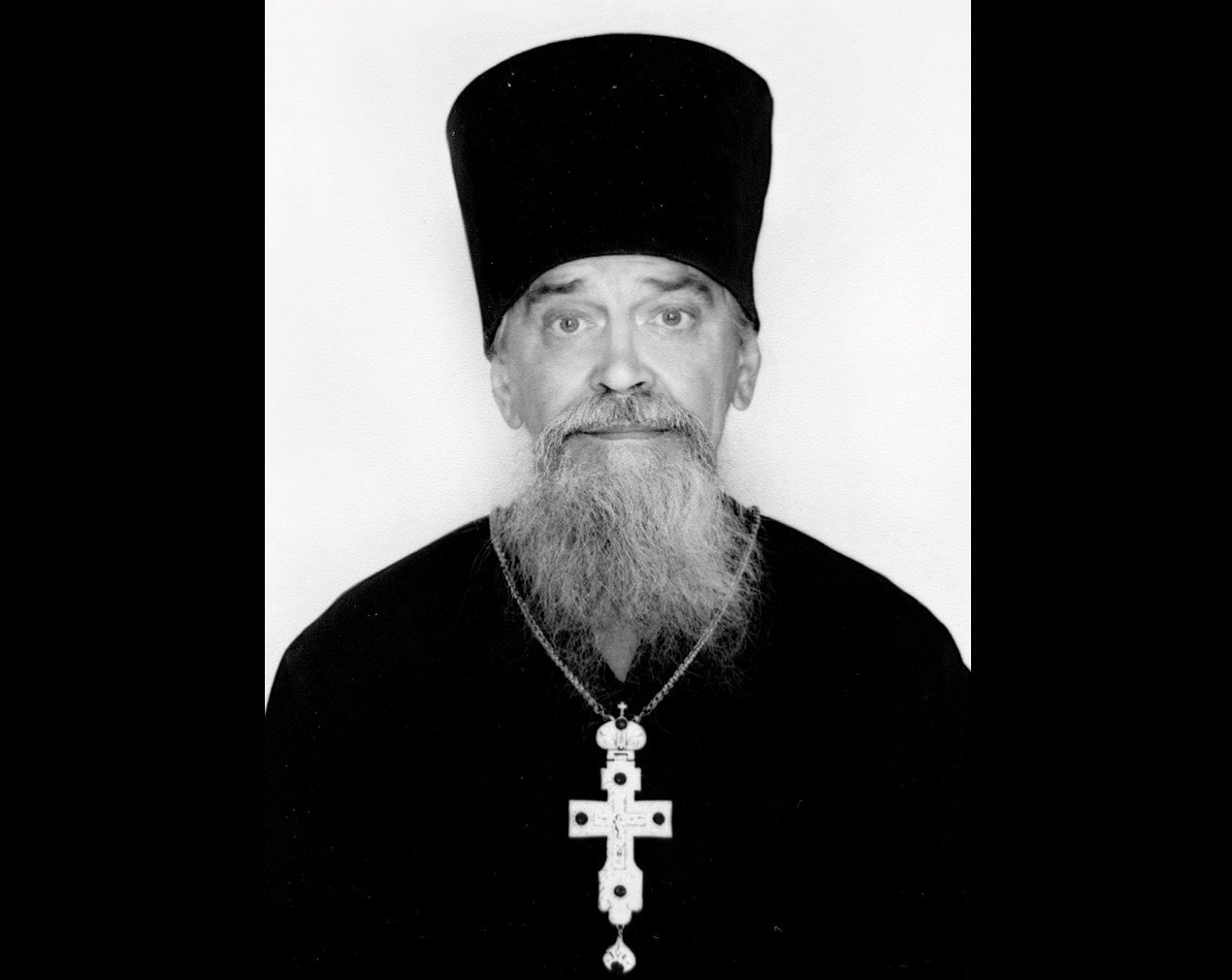 Скончался клирик Днепропетровской епархии УПЦ — он был тяжело ранен дроновым ударом