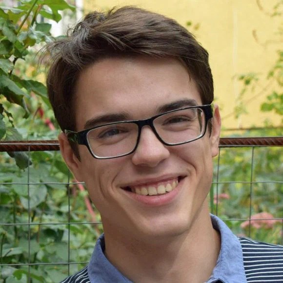 Российский суд ужесточил приговор Свидетелю Иеговы. Заочно: он не в России