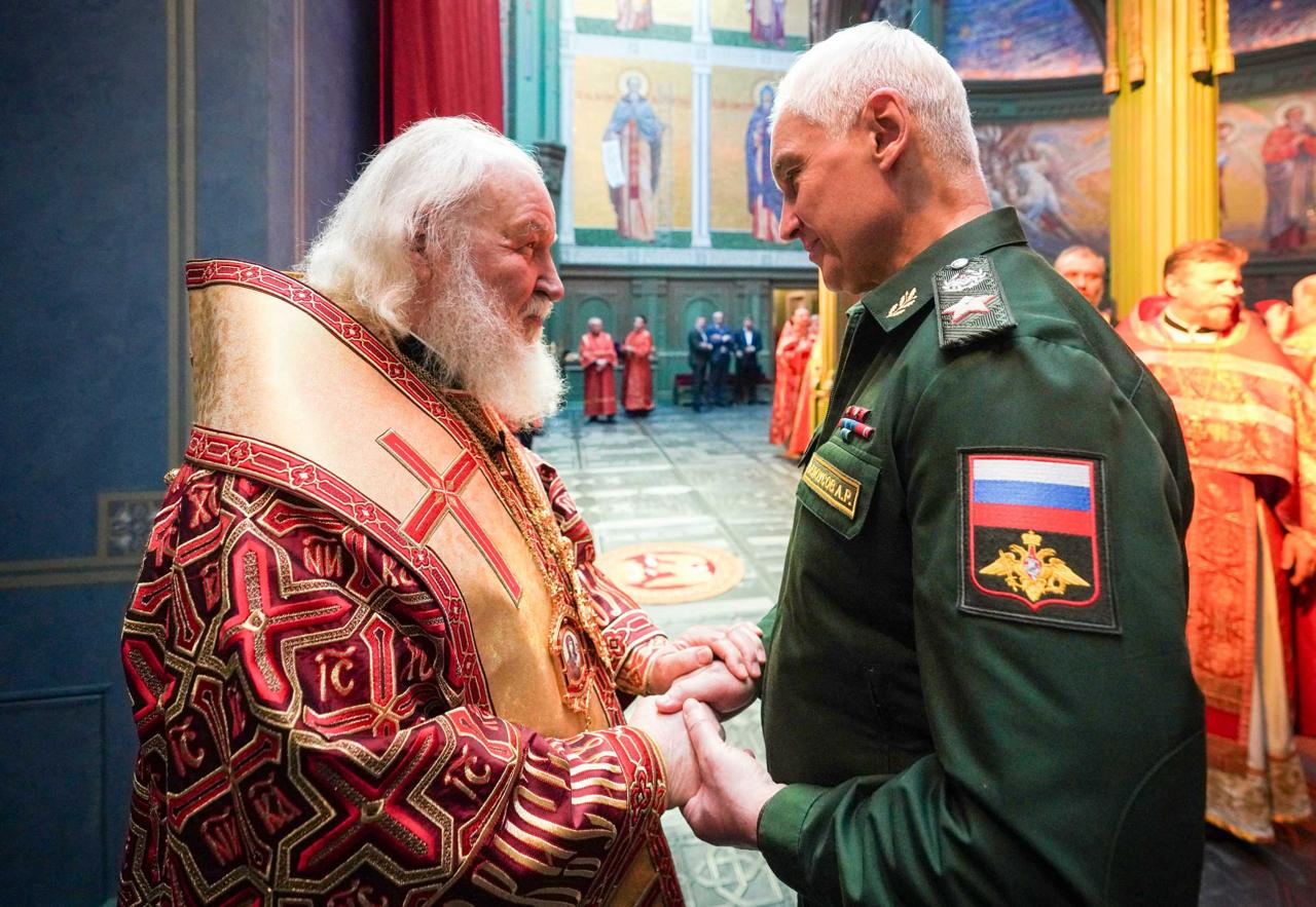 В главном военном храме России сегодня трижды помолились за Путина