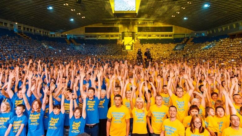 Очередную россиянку будут судить за донат Всеукраинскому духовному центру
