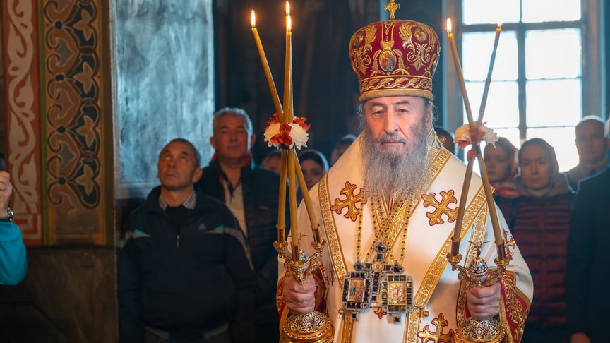 Более половины украинцев поддерживают запрет УПЦ, почти четверть — против