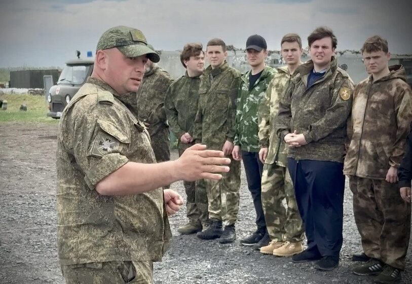 Воспитанников Донской семинарии учили обращаться со стрелковым оружием, танками и дронами