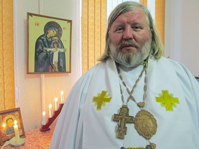 Епископа Соборной православной апостольской церкви оштрафовали за «дискредитацию» российской армии