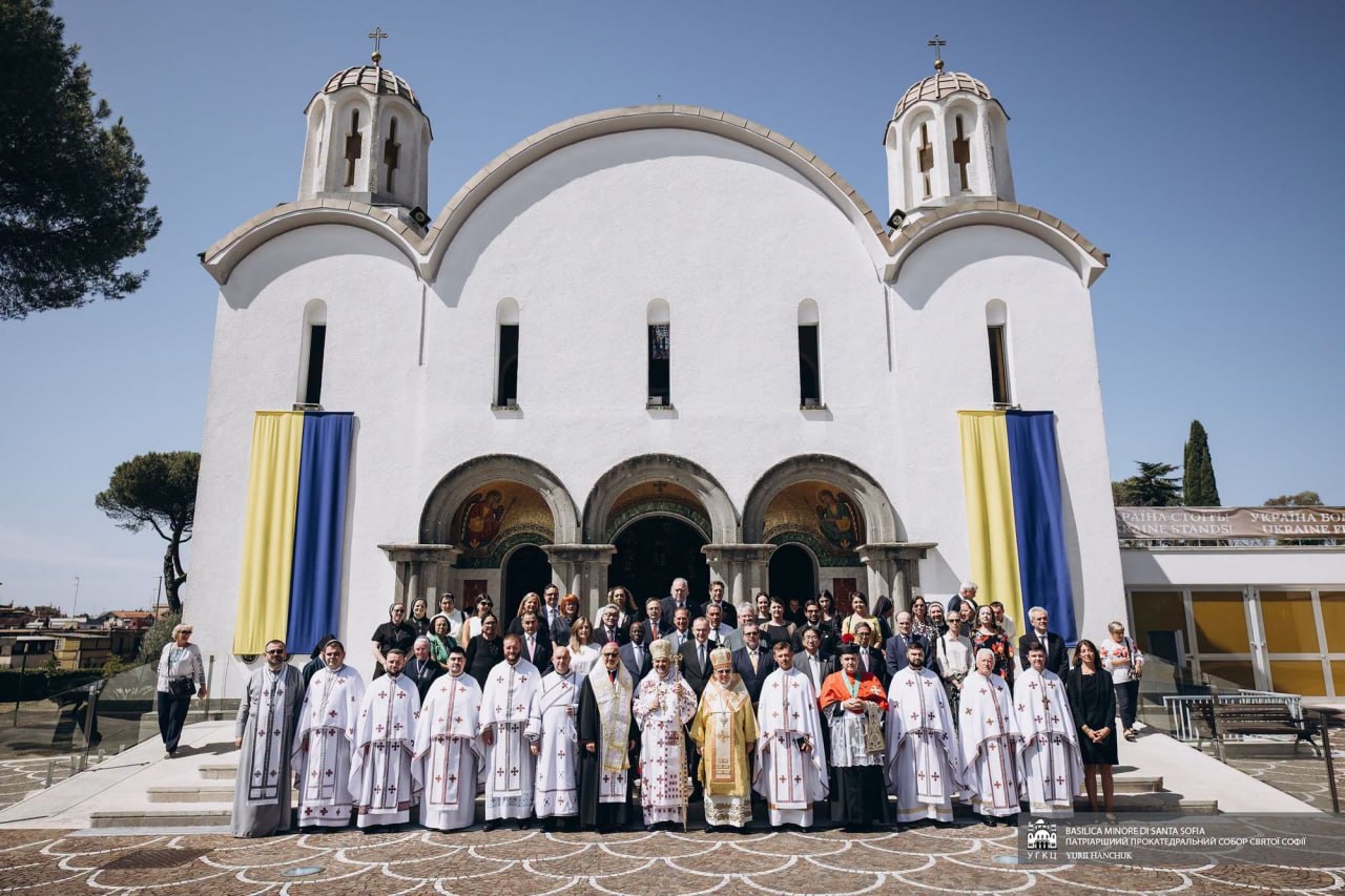 В Риме дипломаты из 30 стран молились за Украину