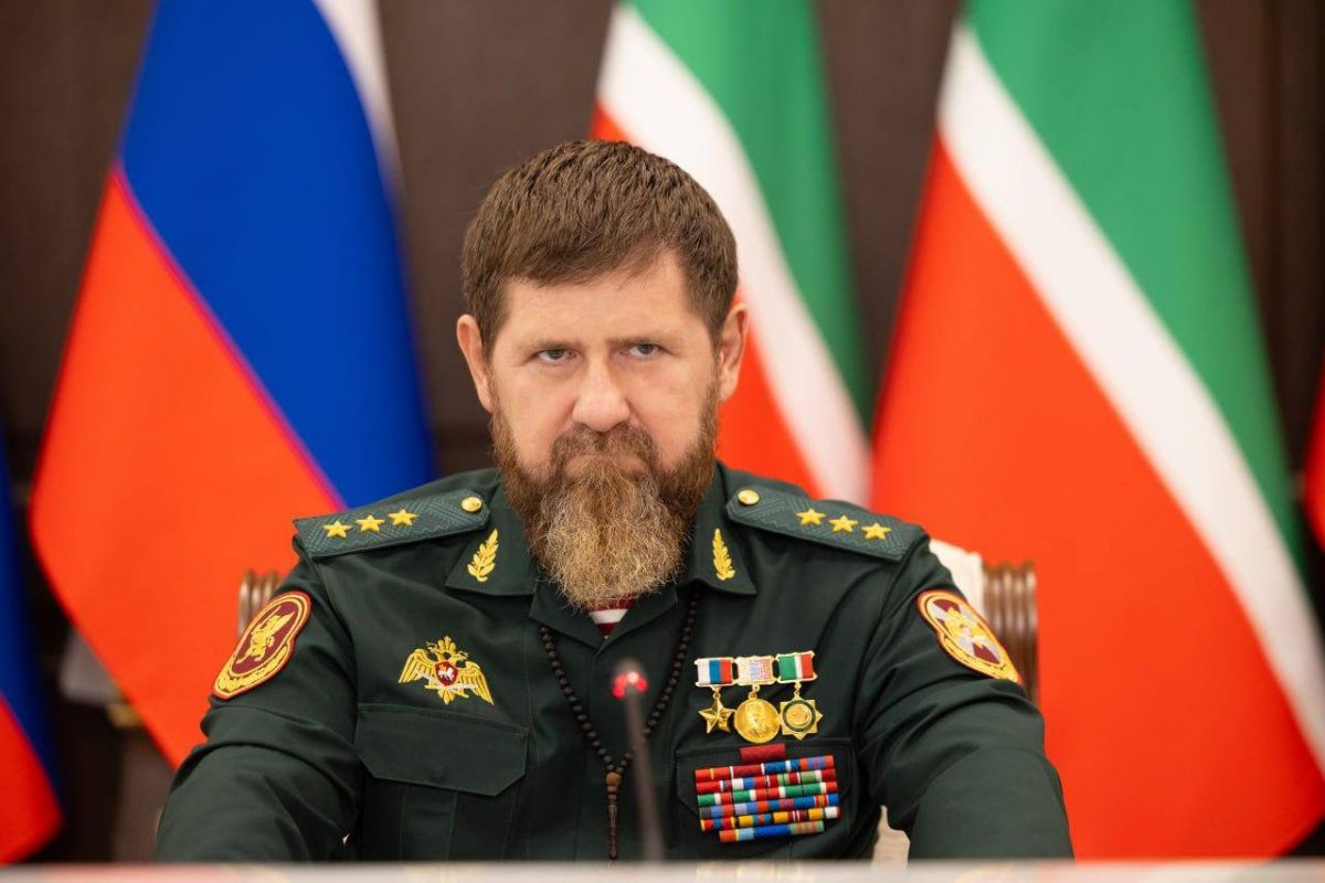 Патриарх Кирилл наградил Кадырова
