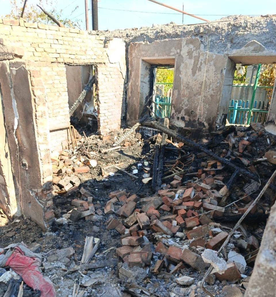 У семьи баптистов в оккупированном Мариуполе после падения беспилотника сгорел дом
